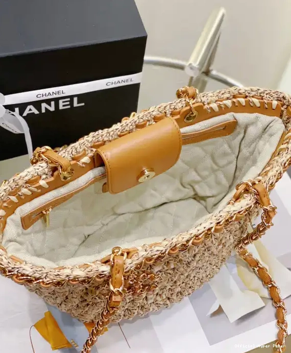 Hyper Peter SHOPPING SMALL BAG CHANEL 0704